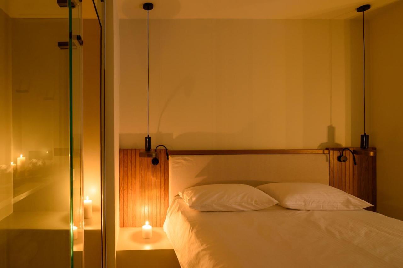 Potnia Theron Suites Акротири Экстерьер фото