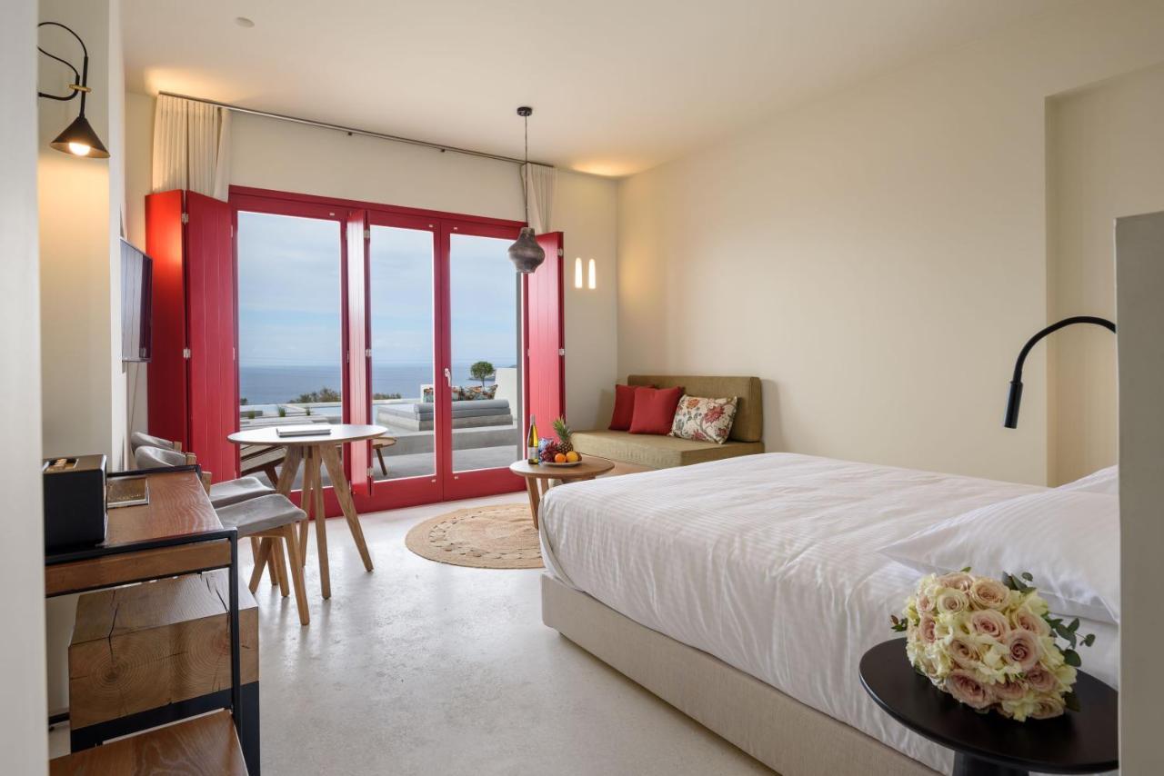 Potnia Theron Suites Акротири Экстерьер фото